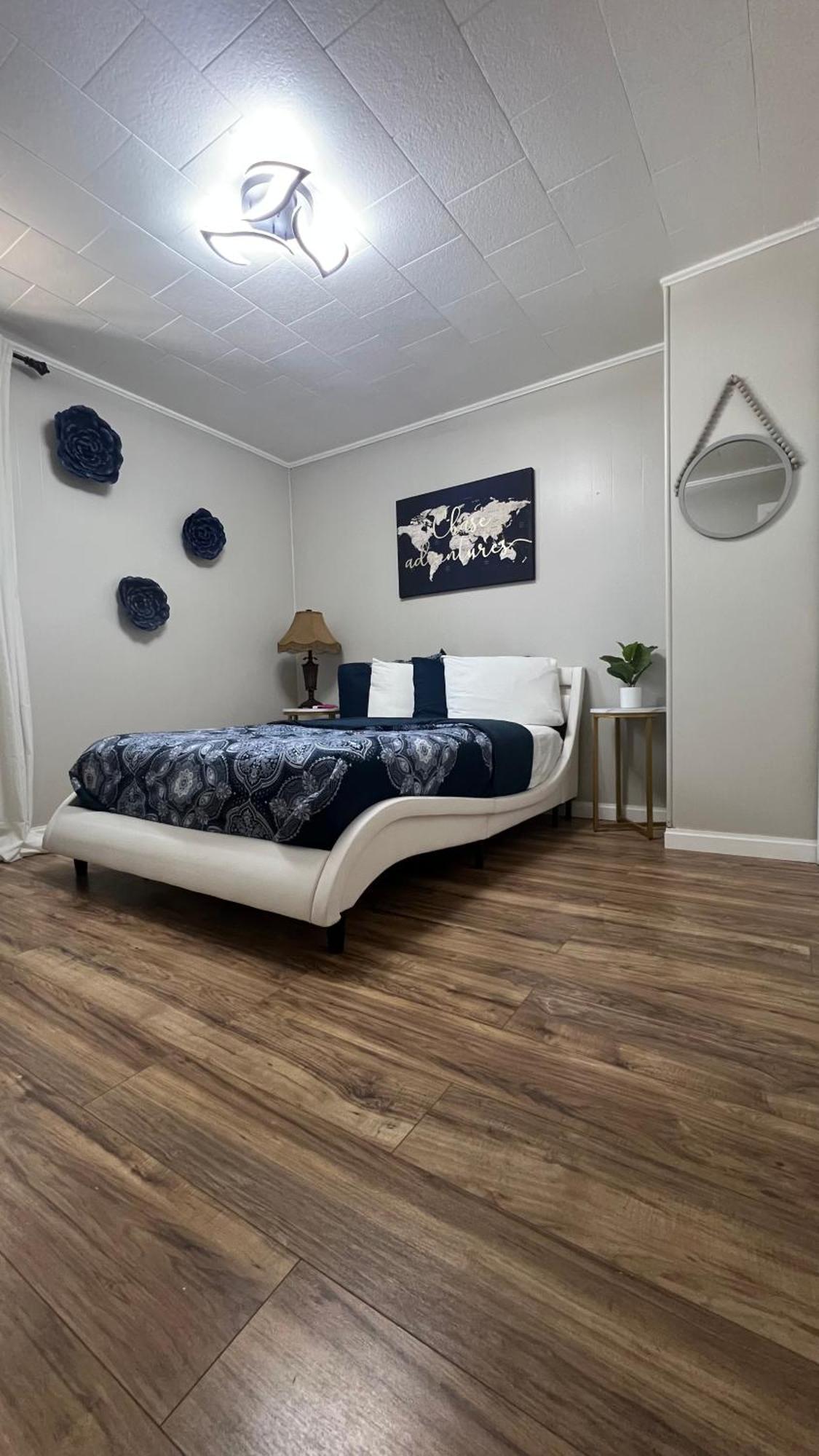 Cozy Buffalo Home-Sleeps 3 Lackawanna Buitenkant foto